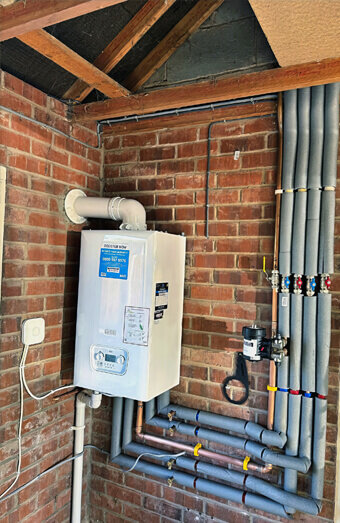 https://plumberwestperth.com.au/uploads/2025/06/commercial-plumbing-497911.jpg